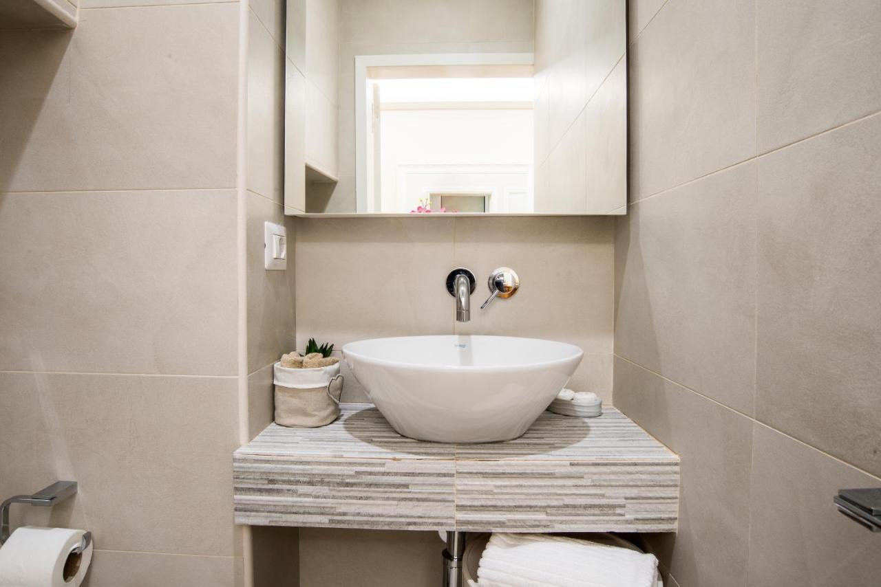 Sweet Dream Cavour Apartment โรม ภายนอก รูปภาพ