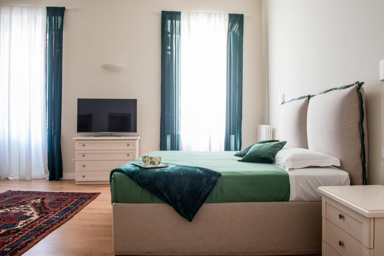 Sweet Dream Cavour Apartment โรม ภายนอก รูปภาพ